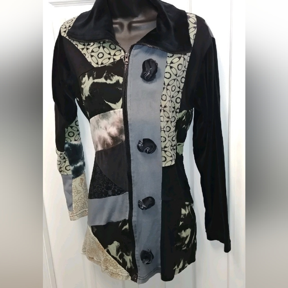 Leopards & Roses jacket - Picture 10 of 11